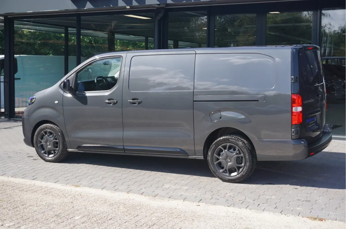 2.0D 180PK EAT8 Automaat L3H1 BPM VRIJ!! Navi, Camera, Airco, Cruise, 2x Schuifdeur!! Nr. 01*