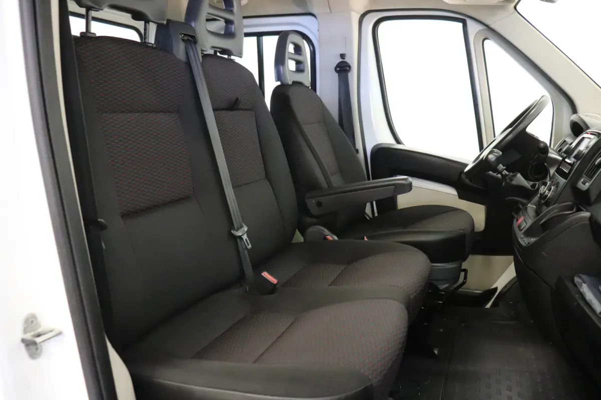 2.0 BlueHDI 163PK L3 Dubbele Cabine Openlaadbak EURO 6 - Airco - Trekhaak -  € 15.900,- Excl.