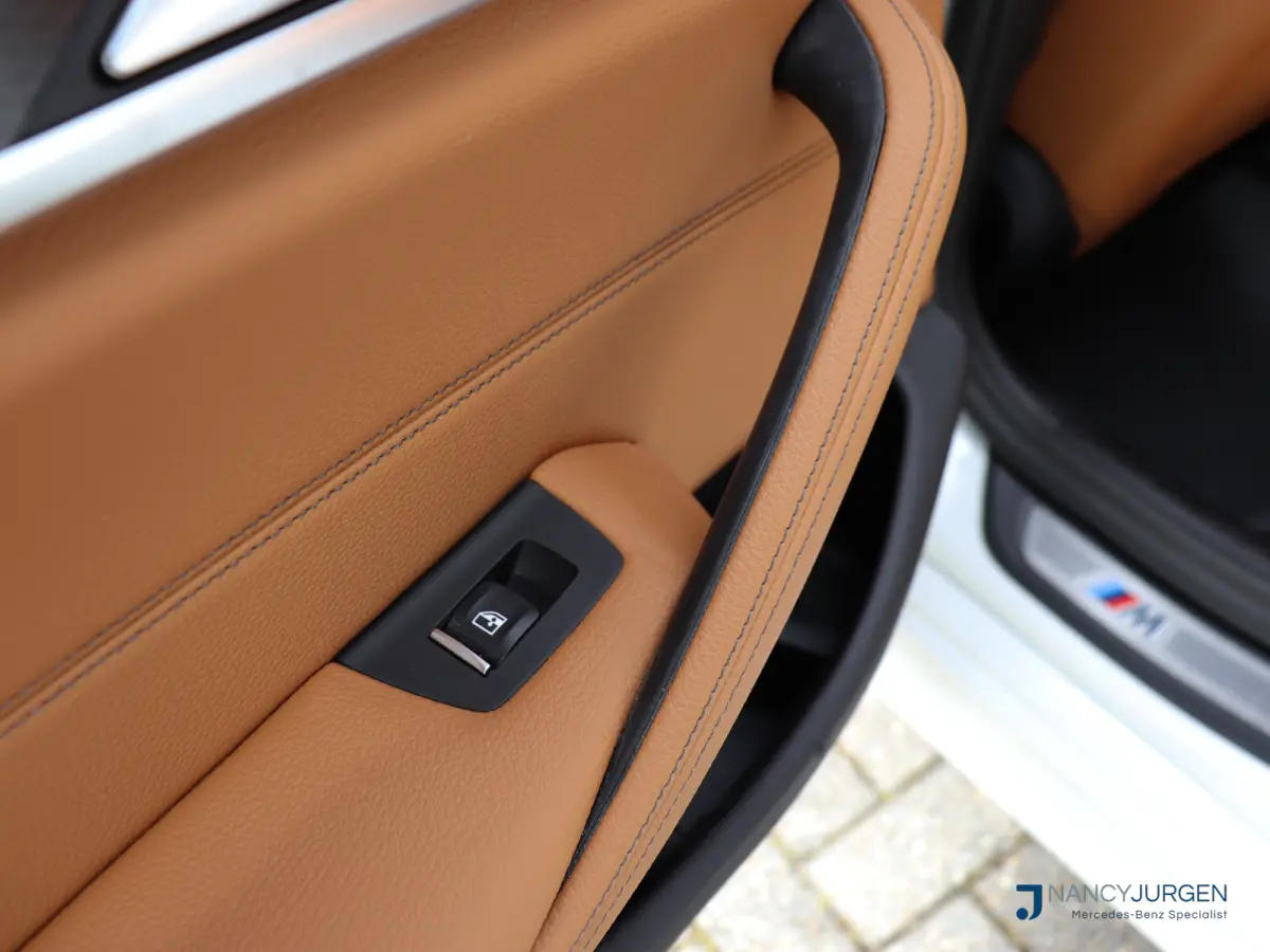 530i xDrive | 4WD | M-Sport | Pano | Luchtvering | Leder | Ambiente Verlicht. | 20" M Velgen | 4-Zone Climate Control | Elektr. Kofferbak | Laser LED | Adaptive Cruise Control | Keyless Go |