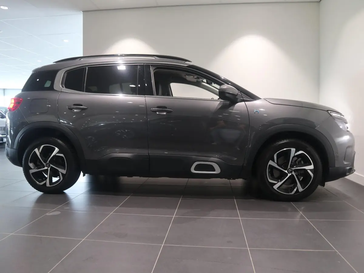 1.6 Plug-in Hybrid 225 Shine STOELMASSAGE - STOELVERWARMING - NAVIGATIE