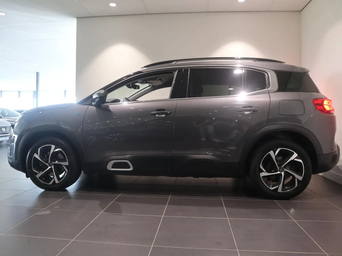 1.6 Plug-in Hybrid 225 Shine STOELMASSAGE - STOELVERWARMING - NAVIGATIE
