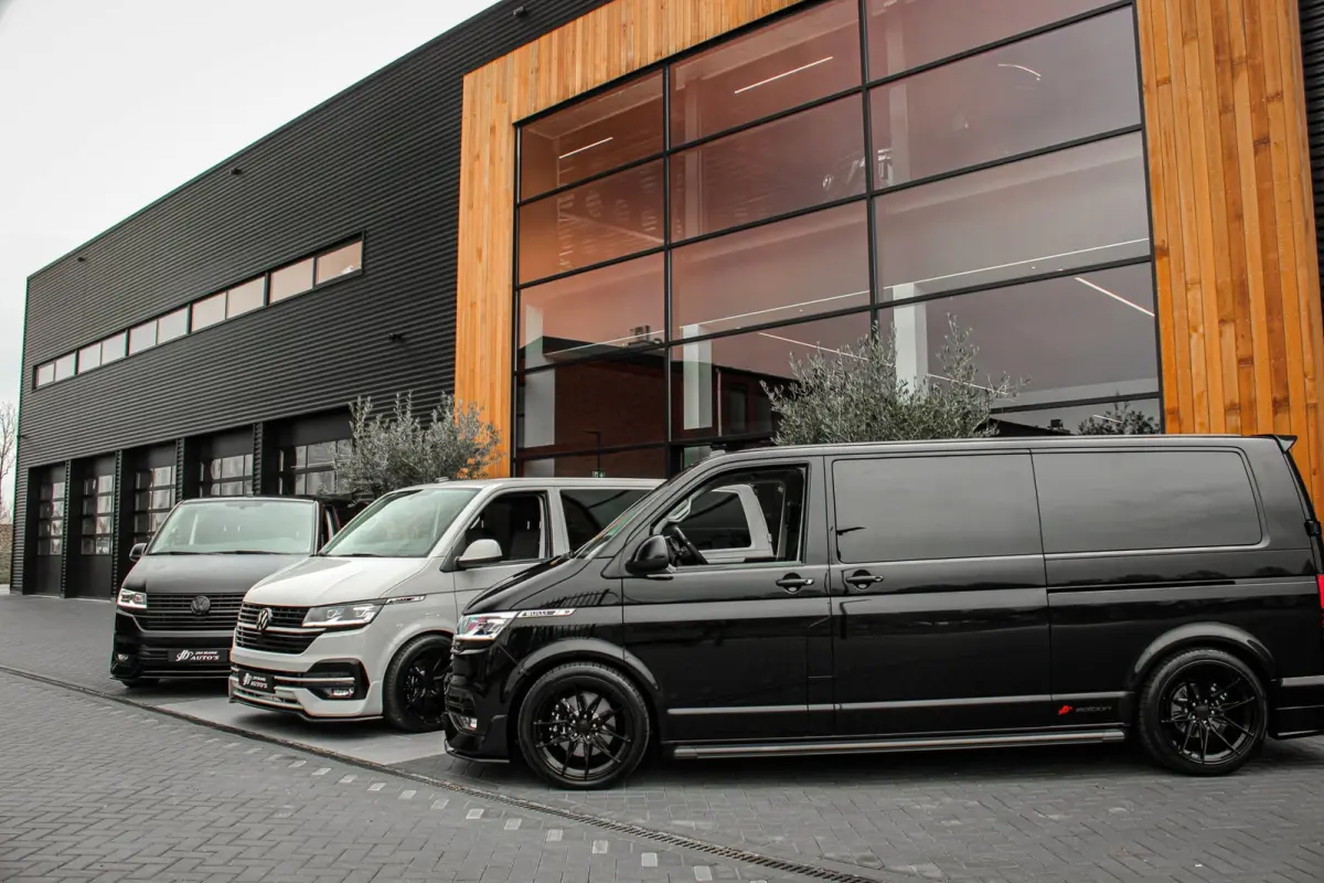 2.0 TDI L1H1 204PK JB- EDITION DSG / PDC / SCHROEFSET / GTI INTERIEUR / SUBWOOFER / APPLE CARPLAY /NAVI
