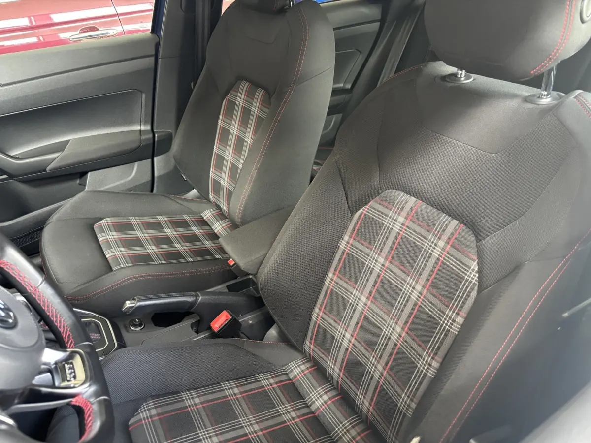 2.0 TSI GTI Navigatie/Schuifdak.