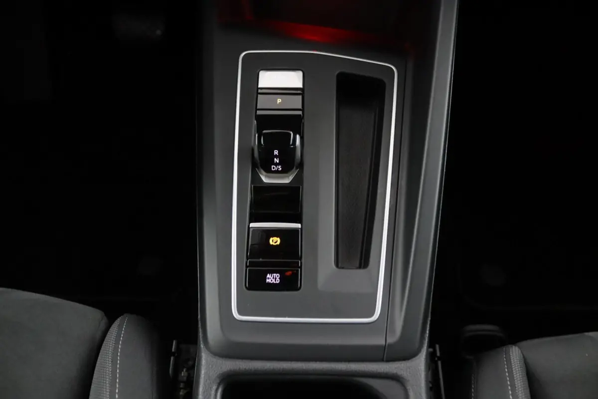 1.4 eHybrid Style 99% SOH | Adaptive Cruise |
