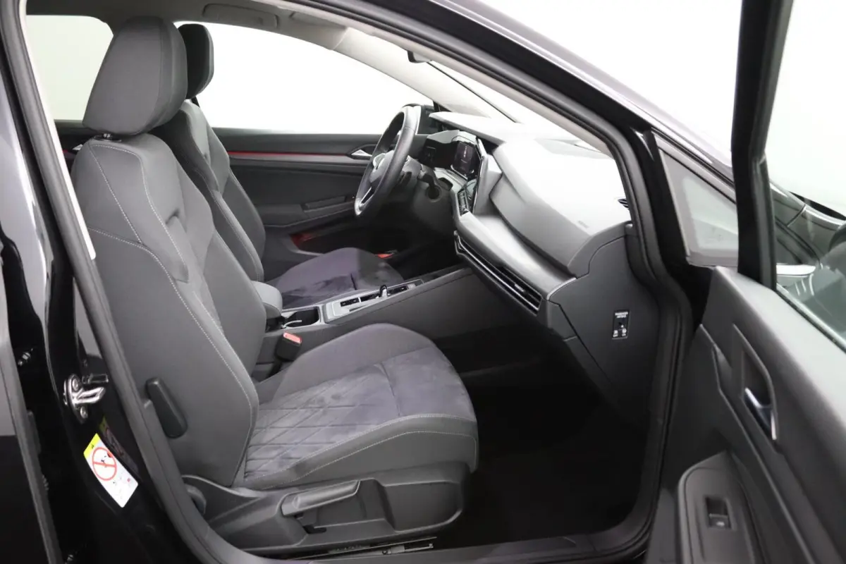 1.4 eHybrid Style 99% SOH | Adaptive Cruise |