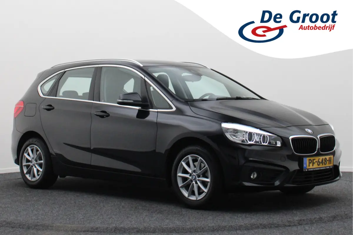 218i Executive Automaat Climate, Cruise, Navigatie, Bluetooth, LED, PDC, Elektrische Pakket, 16''