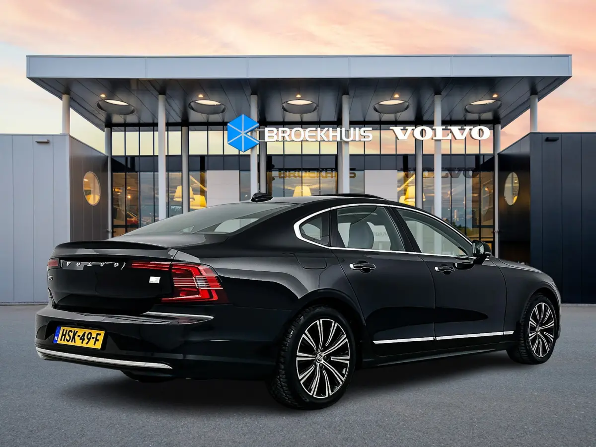 T8 Recharge Inscription | 18" | Schuifdak | Head-up | Leder Dashboard | Elektr. verst. Stoelen | Adaptieve Cruise | BLIS | Keyless | Parkeercamera | Stoel/Stuur/Achterbankverwarming