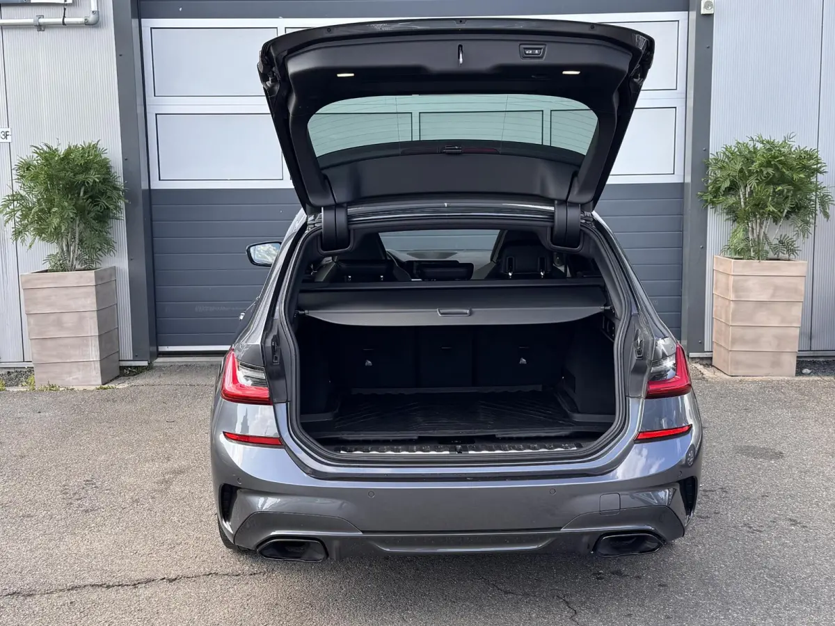 M340i xDrive High Executive / MEGA FULL / Garantie /Pano /Dealer onderhouden /