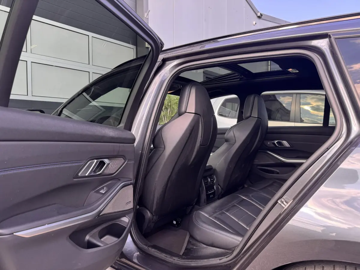 M340i xDrive High Executive / MEGA FULL / Garantie /Pano /Dealer onderhouden /