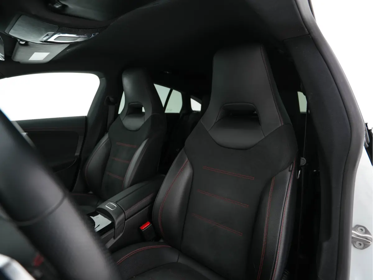 200 AMG-Styling Business Solution (INCL-BTW) Aut. *LEATHER-MICROFIBRE | FULL-LED | HEATED-SPORTSEATS | DIGI-COCKPIT | DAB+ | NAVI-FULLMAP | CAMERA | PRIVACYGLASS | SHIFTPADDLES | 18''ALU*