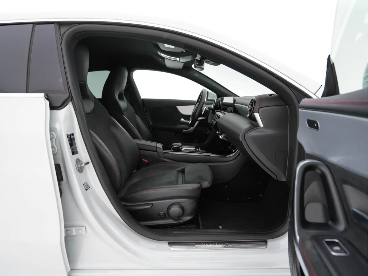 200 AMG-Styling Business Solution (INCL-BTW) Aut. *LEATHER-MICROFIBRE | FULL-LED | HEATED-SPORTSEATS | DIGI-COCKPIT | DAB+ | NAVI-FULLMAP | CAMERA | PRIVACYGLASS | SHIFTPADDLES | 18''ALU*