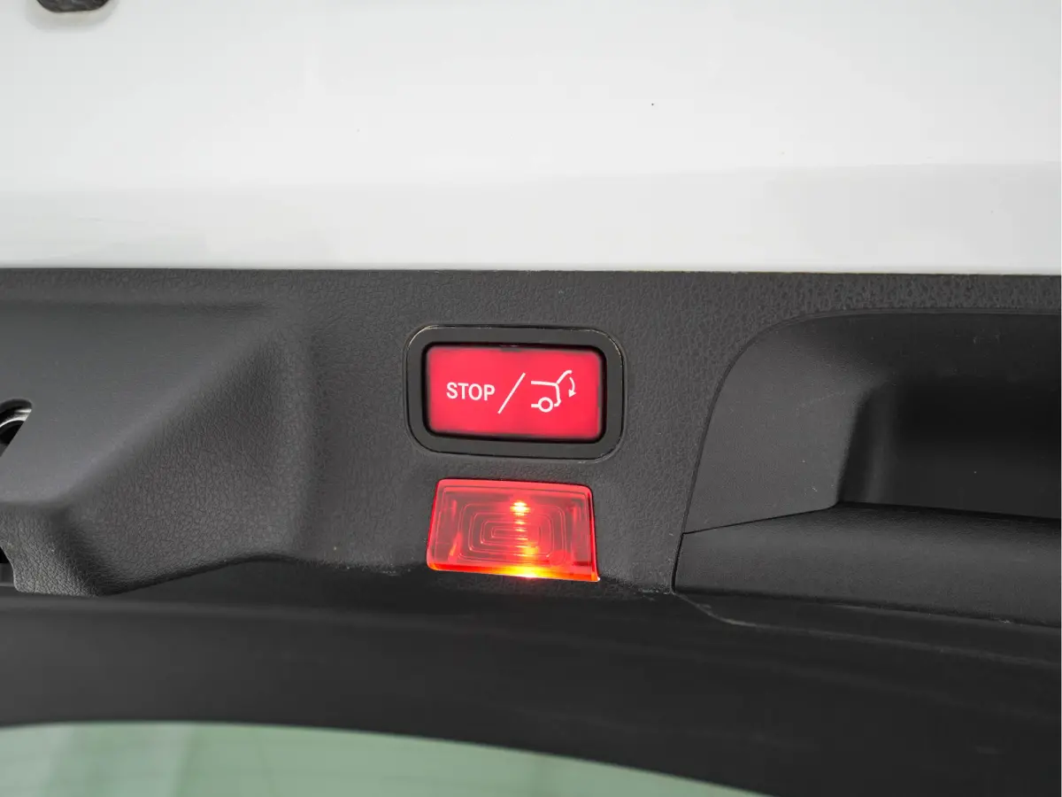 200 AMG-Styling Business Solution (INCL-BTW) Aut. *LEATHER-MICROFIBRE | FULL-LED | HEATED-SPORTSEATS | DIGI-COCKPIT | DAB+ | NAVI-FULLMAP | CAMERA | PRIVACYGLASS | SHIFTPADDLES | 18''ALU*