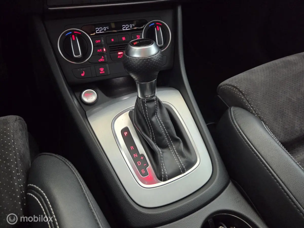 1.4 TFSI CoD Sport S Line Edition trekhaak|pano|keyless|stoelverw.|nav|lmv18