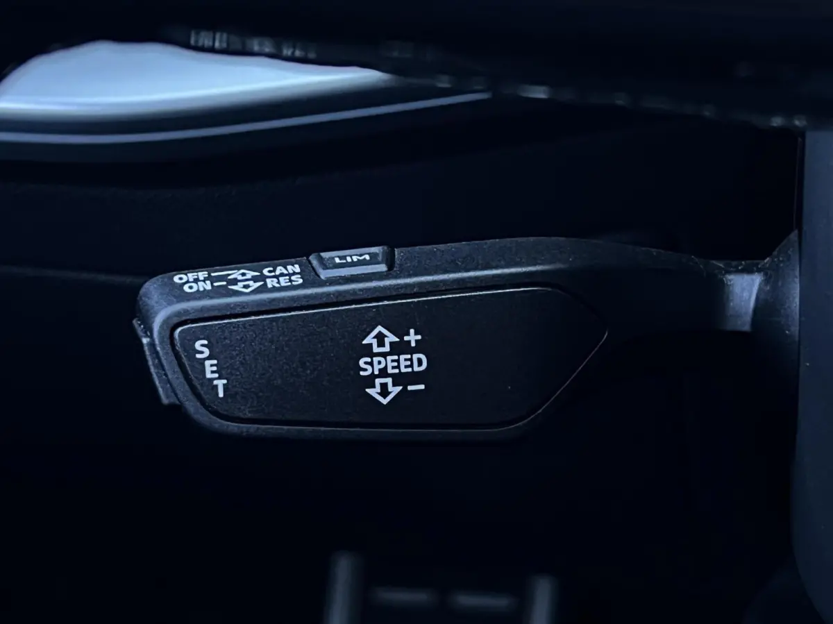 30 TFSI S edition PANO | CARPLAY/ANDROID | CRUISE | DIGI.DASHB | NAV | LED | PDC | 18'LMV