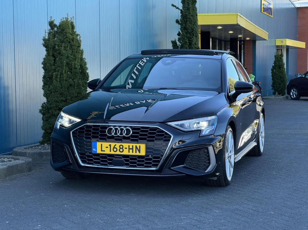 30 TFSI S edition PANO | CARPLAY/ANDROID | CRUISE | DIGI.DASHB | NAV | LED | PDC | 18'LMV