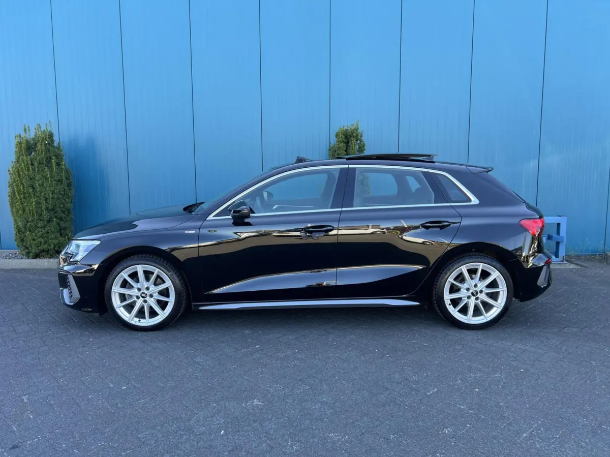 30 TFSI S edition PANO | CARPLAY/ANDROID | CRUISE | DIGI.DASHB | NAV | LED | PDC | 18'LMV