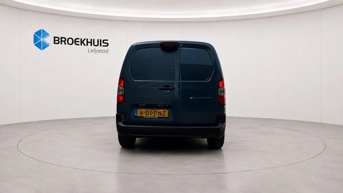 Standaard - Elektrisch | Elektrisch verstelbare en verwarmbare buitenspiegels | Parkeersensoren achter