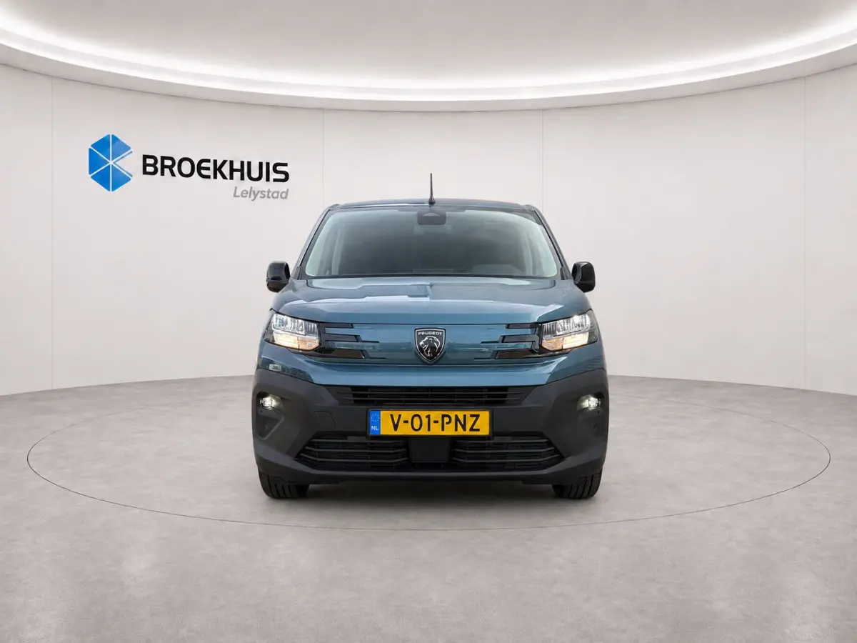 Standaard - Elektrisch | Elektrisch verstelbare en verwarmbare buitenspiegels | Parkeersensoren achter