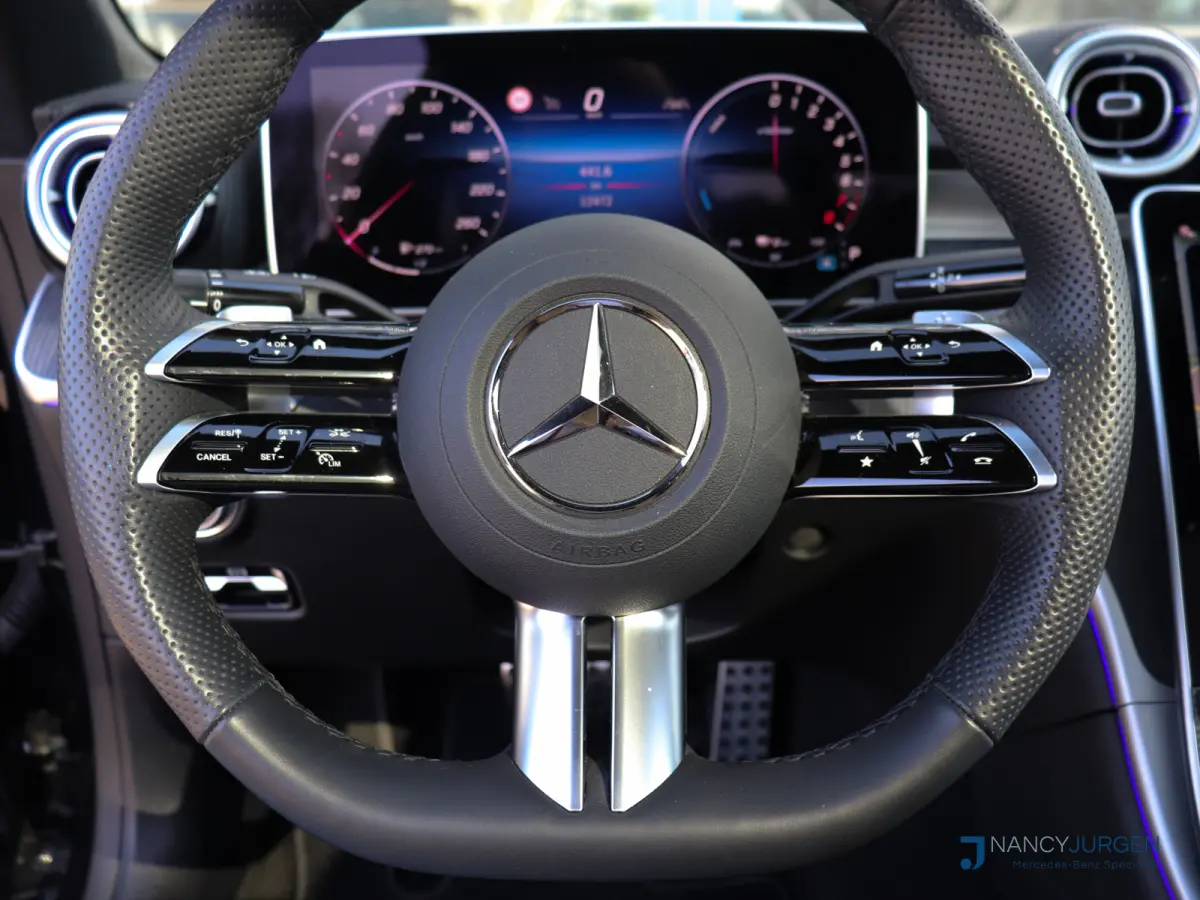 300 e AMG | Pano Dak | Night | Burmester | Memory | Ambiente Verl. | Incl. Fabrieksgarantie | Spiegel Pakket | Parkeer Pakket |