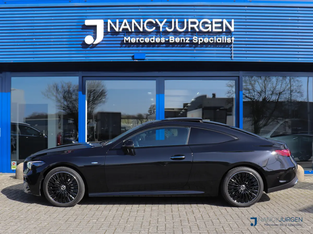 300 e AMG | Pano Dak | Night | Burmester | Memory | Ambiente Verl. | Incl. Fabrieksgarantie | Spiegel Pakket | Parkeer Pakket |