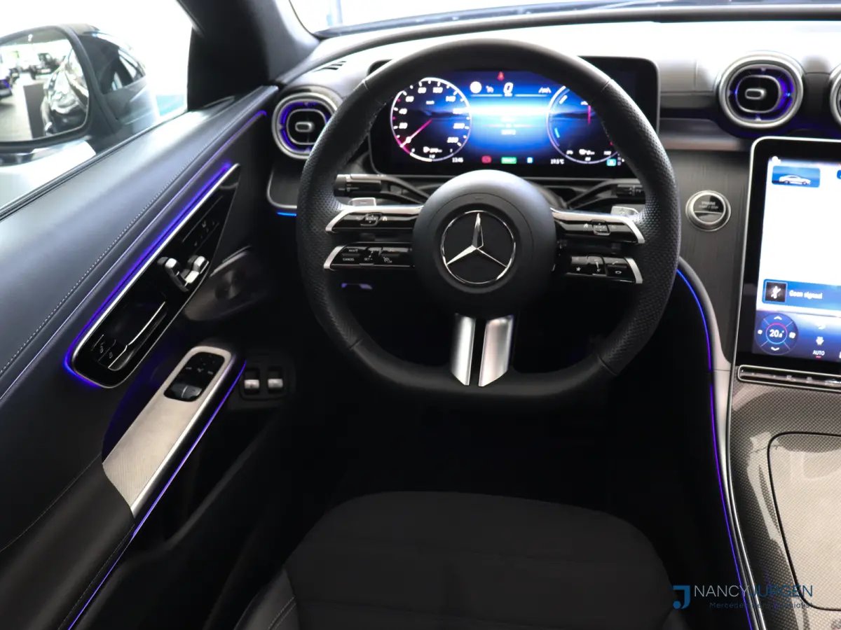 300 e AMG | Pano Dak | Night | Burmester | Memory | Ambiente Verl. | Incl. Fabrieksgarantie | Spiegel Pakket | Parkeer Pakket |