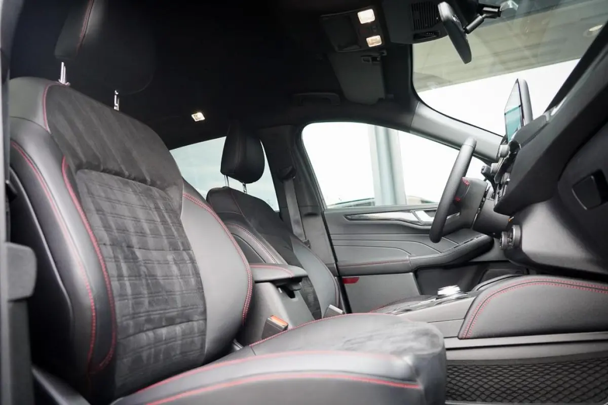 2.5 PHEV ST-Line X / Trekhaakvoorbereiding / Driver assistance / Winter Pack / Incl BTW