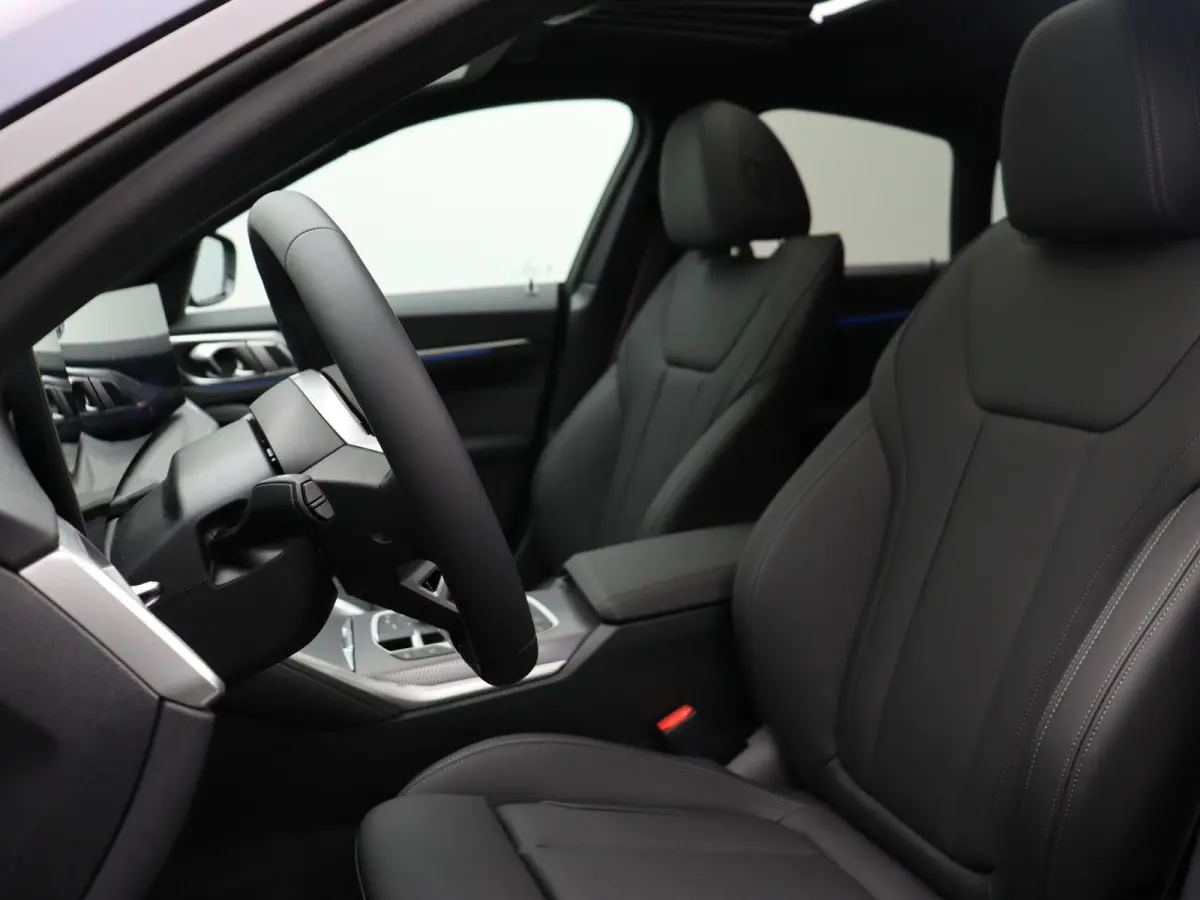 eDrive35 M Sport Edition | SoH 100% | Comfort Pack | Stuurwielrand Verwarmd | Trekhaak | Schuifdak | Active Cruise Control | 19''
