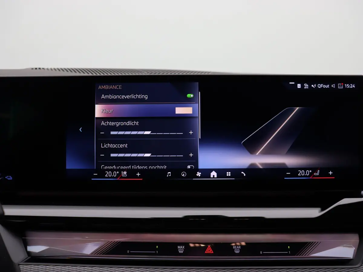 530e M Sport Edition | SoH 100% | Innovation Pack | Stuurwielrand Verwarmd | Trekhaak | Panoramadak | Driving Assistant Plus | Harman Kardon | 20''