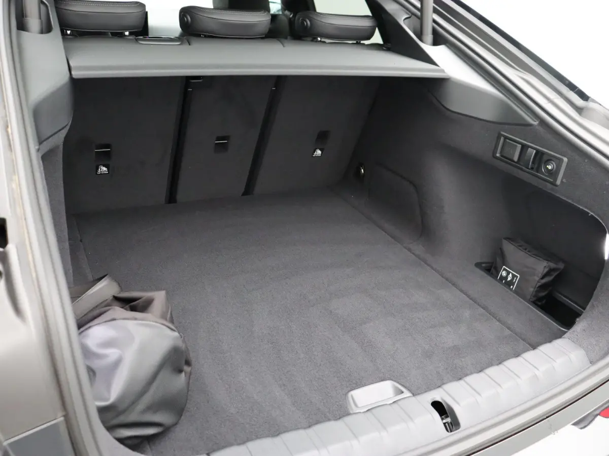 eDrive35 M Sport Edition | SoH 100% | Comfort Pack | Stuurwielrand Verwarmd | Trekhaak | Schuifdak | Active Cruise Control | 19''