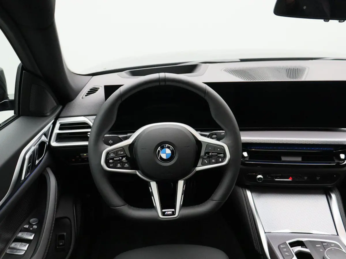 eDrive35 M Sport Edition | SoH 100% | Comfort Pack | Stuurwielrand Verwarmd | Trekhaak | Schuifdak | Active Cruise Control | 19''