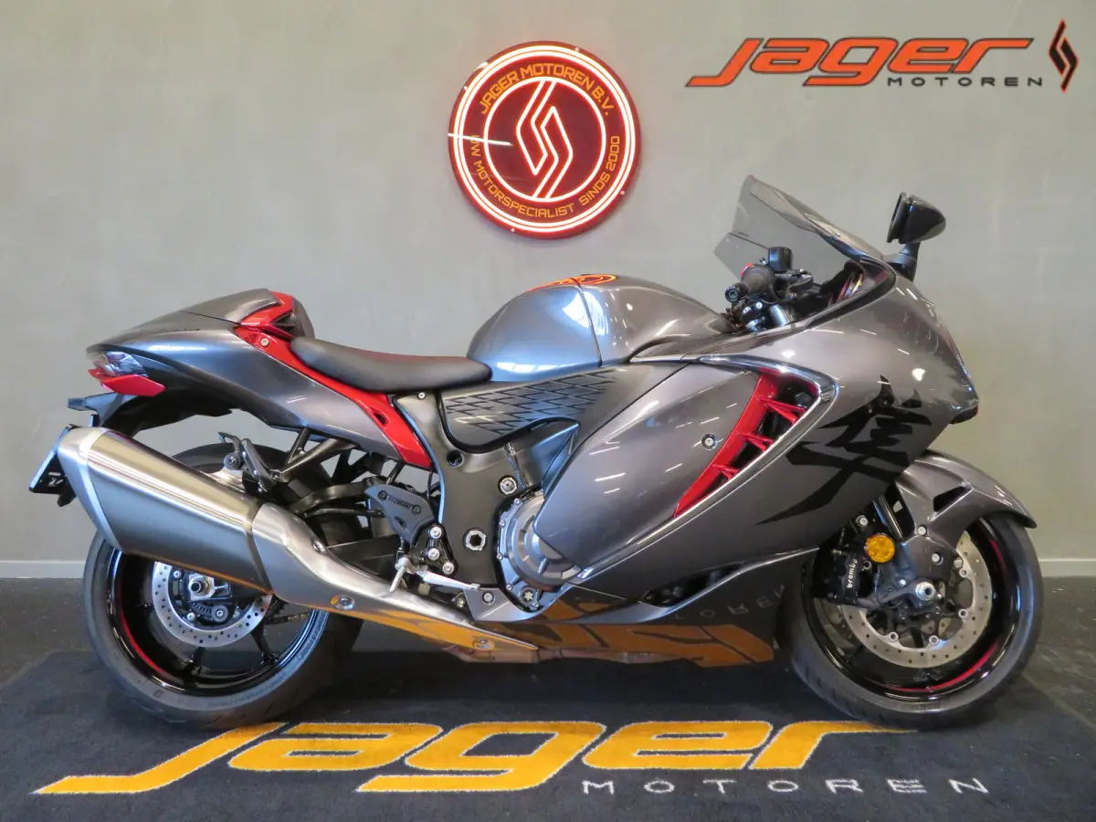 Suzuki Gsx R 1300 Hayabusa 2024 Benzine Onbekend leasen