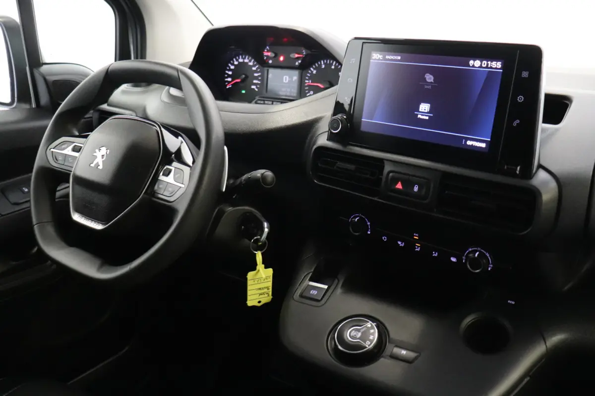 1.5 BlueHDI 130PK Automaat EURO 6 - Airco - Cruise - PDC - €10.900,- Excl.