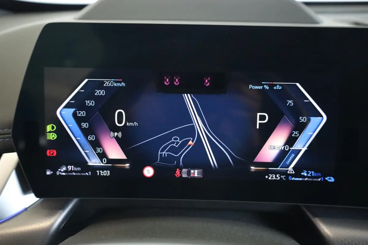 xDrive30e | M Sportpakket | Head-Up Display | SOH 97,5% | Stoelverwarming | Driving Assistant Professional