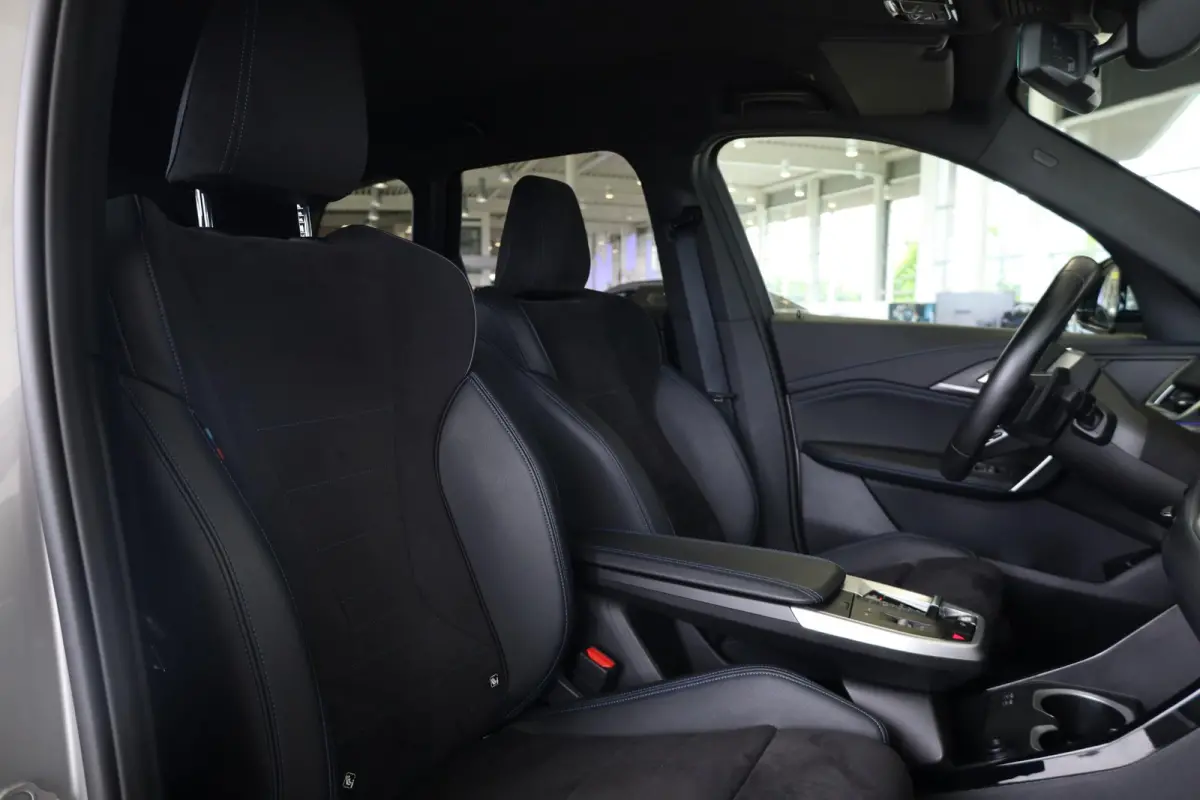 xDrive30e | M Sportpakket | Head-Up Display | SOH 97,5% | Stoelverwarming | Driving Assistant Professional
