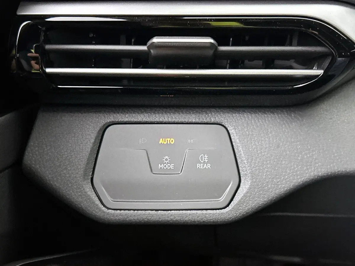 Pro Limited Edition 77 kWh 286 PK | Trekhaak | Apple Carplay draadloos | Camera | Keyless access | Dodehoeksensoren | Navigatie | Android Auto draadloos | 19" Lichtmetalen velgen | Stoelverw
