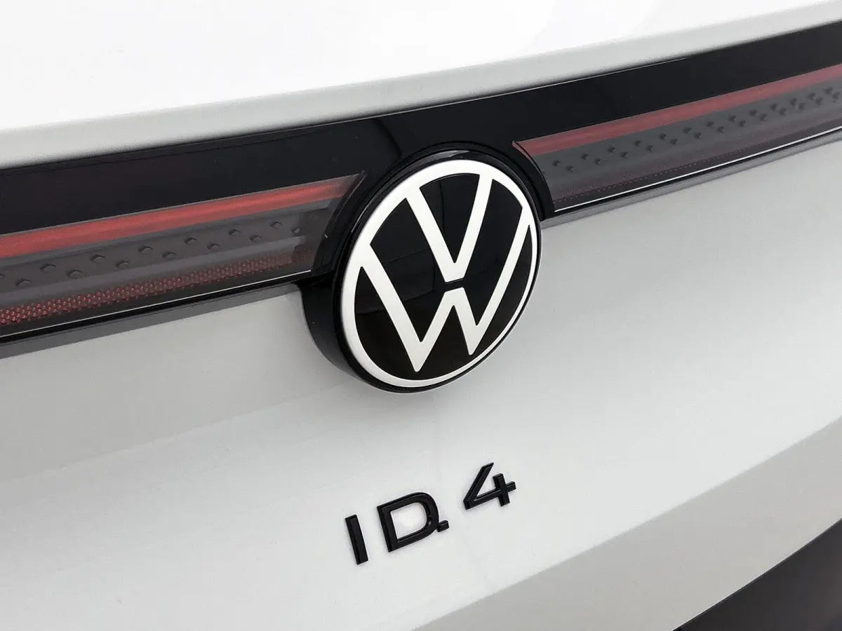 Pro Limited Edition 77 kWh 286 PK | Trekhaak | Apple Carplay draadloos | Camera | Keyless access | Dodehoeksensoren | Navigatie | Android Auto draadloos | 19" Lichtmetalen velgen | Stoelverw