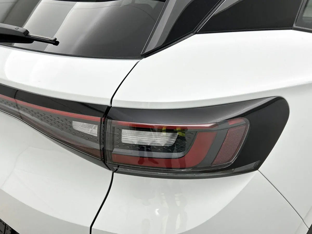 Pro Limited Edition 77 kWh 286 PK | Trekhaak | Apple Carplay draadloos | Camera | Keyless access | Dodehoeksensoren | Navigatie | Android Auto draadloos | 19" Lichtmetalen velgen | Stoelverw