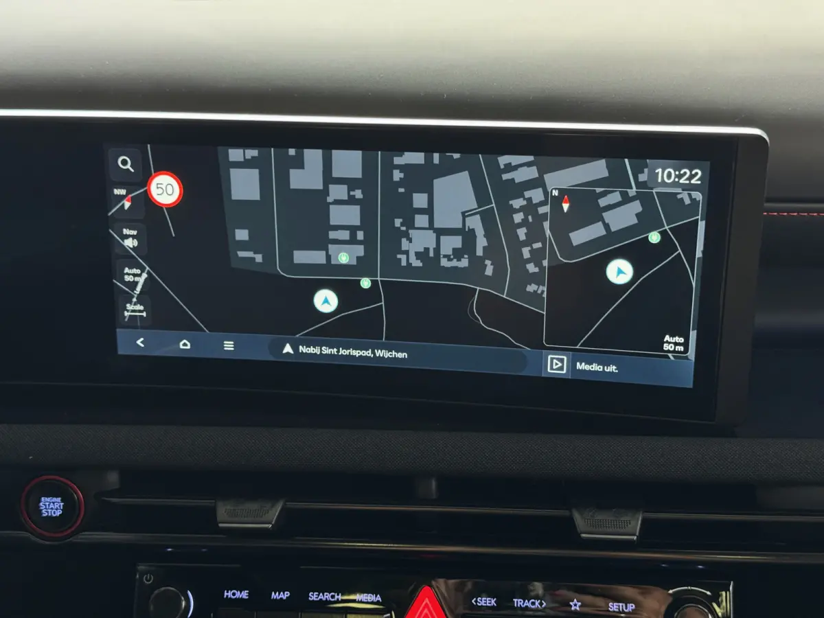 ONGEBRUIKTE AUTO 1.6 T-GDI PHEV N-LINE CAMERA ELEK.KLEP ELEK.STOEL/GEHEUG.VERW/GEKOELD SUBWFR 19''LMV ZWARTE HEMEL STUURVERW. PLUG IN HYBRIDE