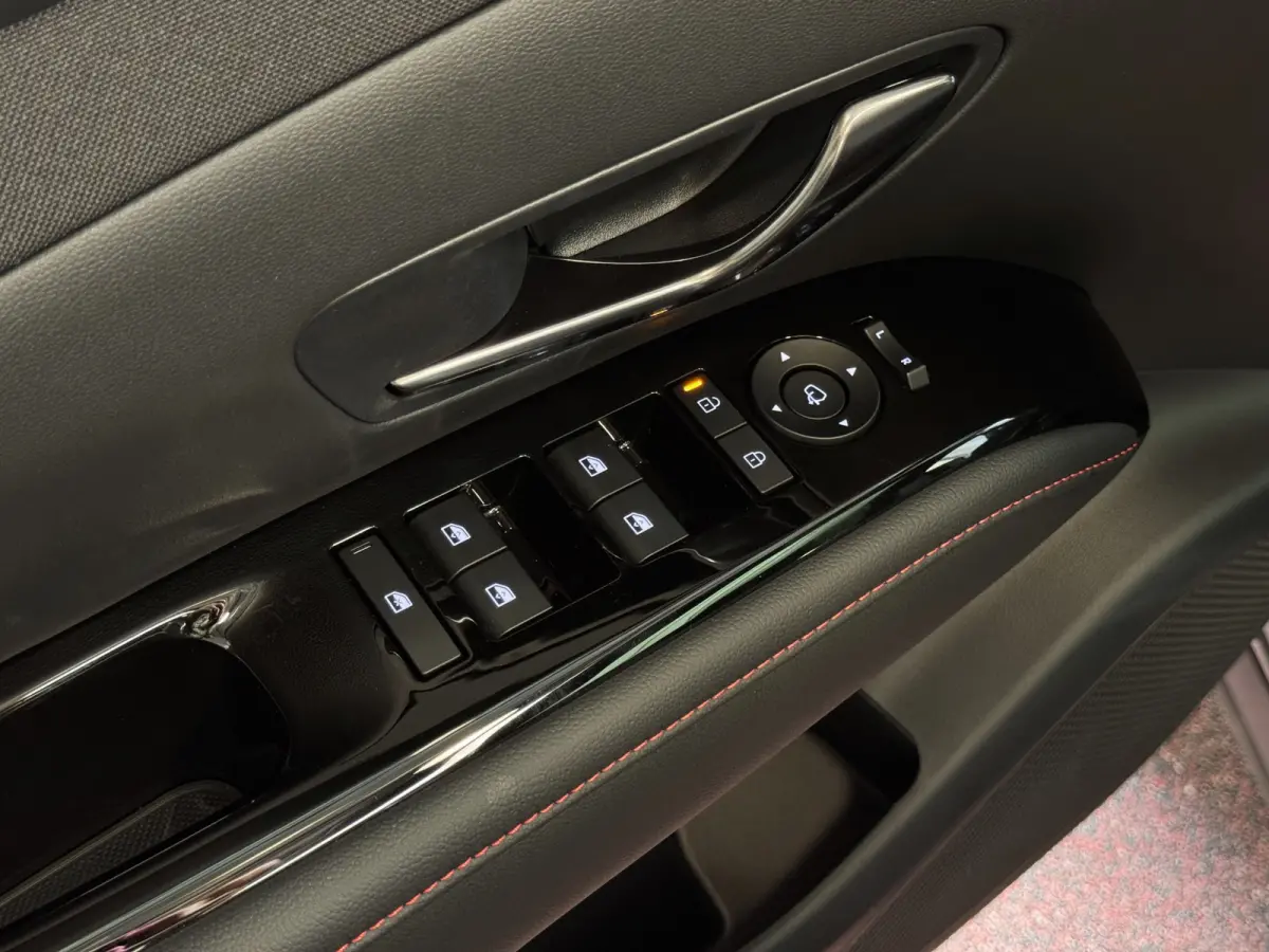 NIEUWE AUTO 1.6 T-GDI PHEV N-LINE 360.CAMERA ELEK.KLEP ELEK.STOEL/GEHEUGEN VERWARMD/KOELING SUBWFR 19"LMV ZWARTE HEMEL STUURVERW. PLUG IN HYBRIDE