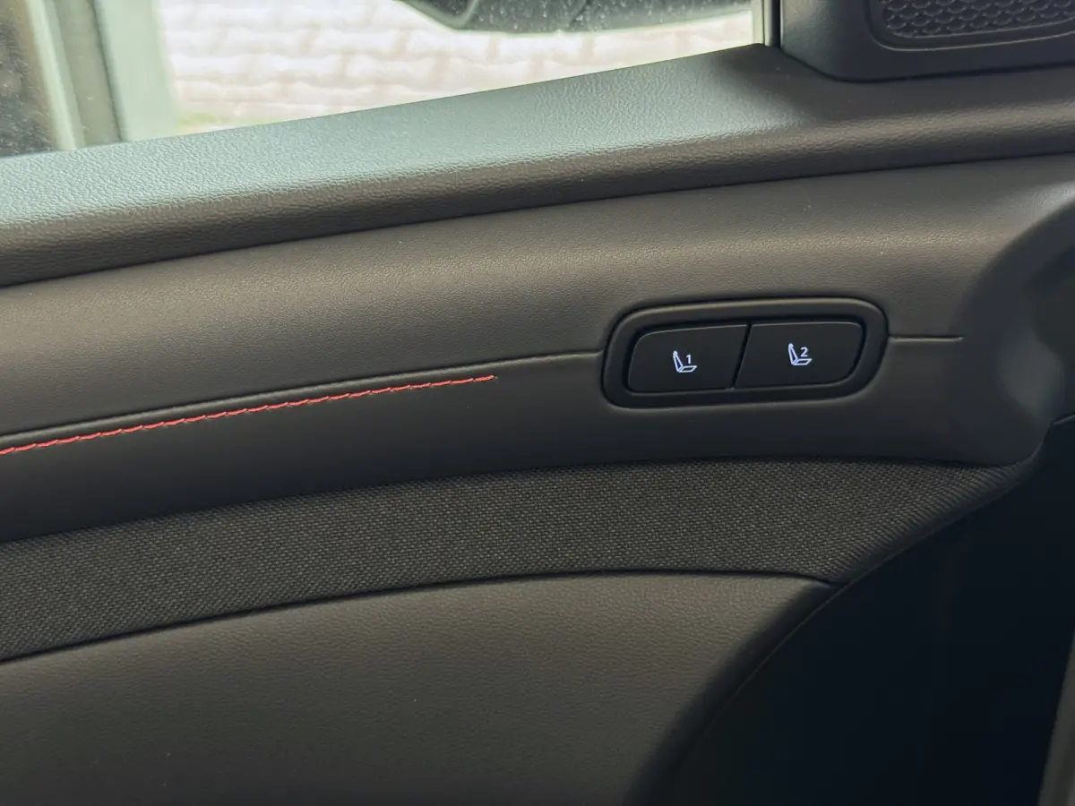 NIEUWE AUTO 1.6 T-GDI PHEV N-LINE 360.CAMERA ELEK.KLEP ELEK.STOEL/GEHEUGEN VERWARMD/KOELING SUBWFR 19"LMV ZWARTE HEMEL STUURVERW. PLUG IN HYBRIDE