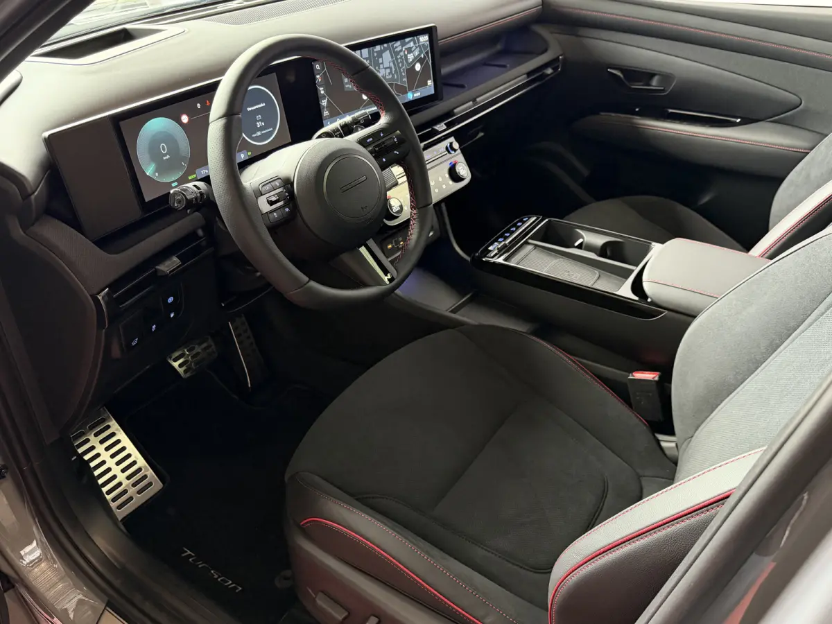 NIEUWE AUTO 1.6 T-GDI PHEV N-LINE 360.CAMERA ELEK.KLEP ELEK.STOEL/GEHEUGEN VERWARMD/KOELING SUBWFR 19"LMV ZWARTE HEMEL STUURVERW. PLUG IN HYBRIDE