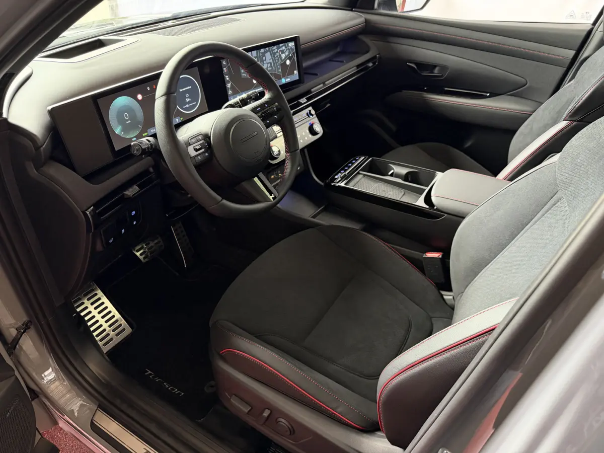 NIEUWE AUTO 1.6 T-GDI PHEV N-LINE 360.CAMERA ELEK.KLEP ELEK.STOEL/GEHEUGEN VERWARMD/KOELING SUBWFR 19"LMV ZWARTE HEMEL STUURVERW. PLUG IN HYBRIDE