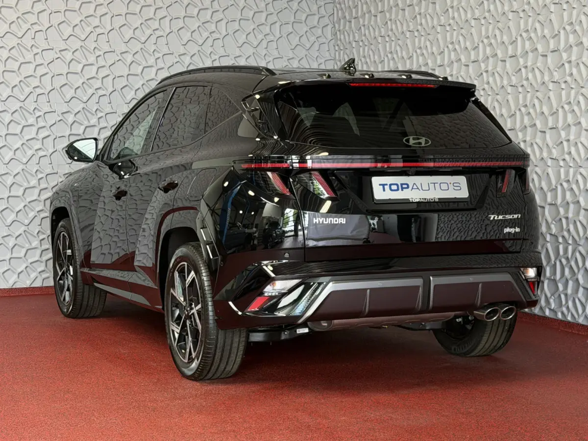 NIEUWE AUTO 1.6 T-GDI PHEV N-LINE 360CAM ELEK.KLEP ELEK.STOEL MET GEHEUGEN VERWARMD/KOELING SUBWOOFER 19" LMV ZWARTE HEMEL STUURVERW. PLUG IN HYBRIDE