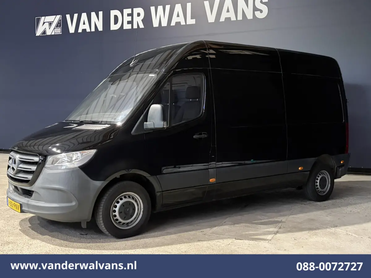 314 CDI 143pk L2H2 Euro6 Airco | Camera | Apple Carplay | Trekhaak | Cruisecontrol Android Auto, Stoelverwarming, 270 Graden Achterdeuren, Parkeersensoren, Bijrijdersbank