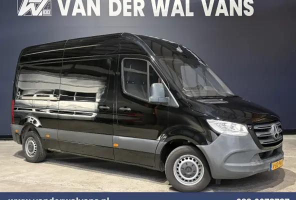 314 CDI 143pk L2H2 Euro6 Airco | Camera | Apple Carplay | Trekhaak | Cruisecontrol Android Auto, Stoelverwarming, 270 Graden Achterdeuren, Parkeersensoren, Bijrijdersbank