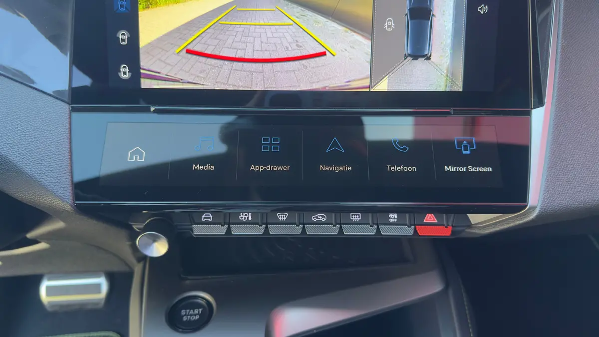 GT | Driver Sport Pack | Elektrische parkeerrem | Extra getinte achterste zijruiten en achterruit