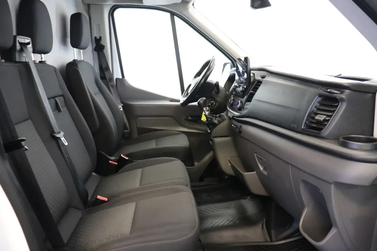 2.0 TDCI 130PK L2H2 EURO 6 - Airco - Navi - Cruise - € 13.900,- Excl.