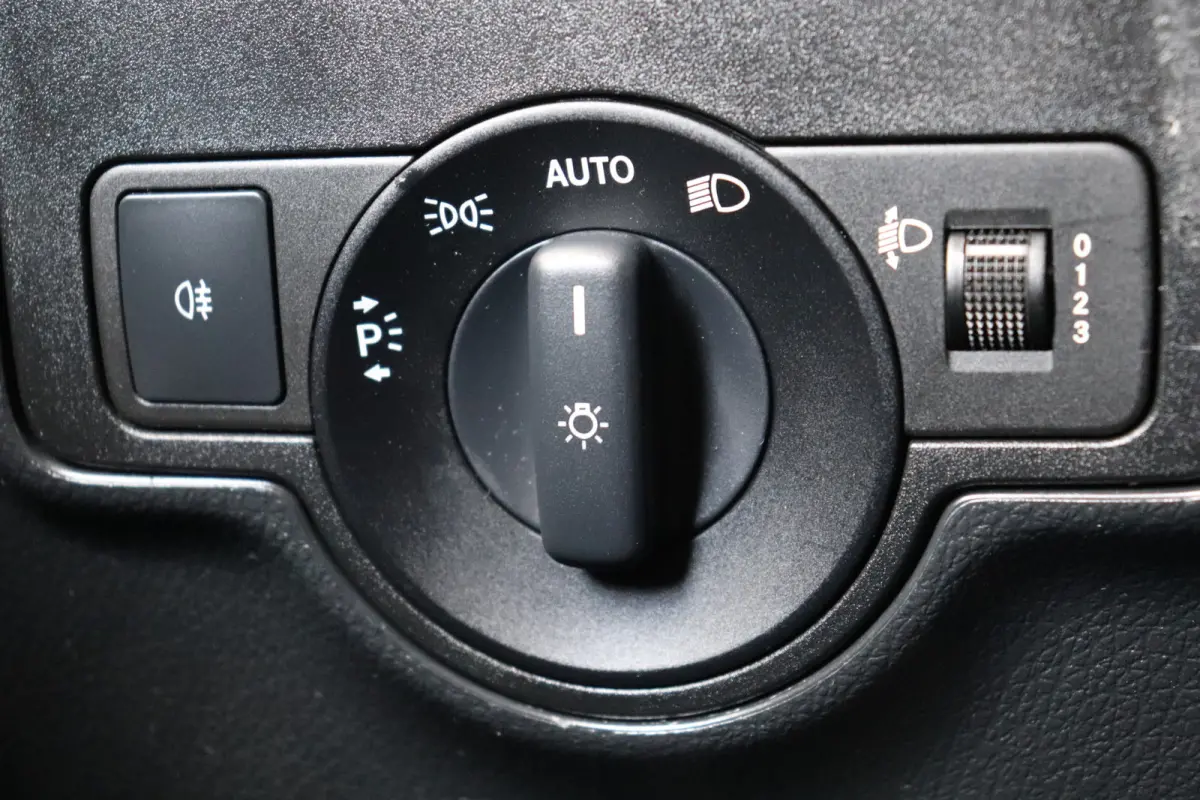 110 CDI XL EURO 6 - Airco - Camera - €12.950,- Excl.