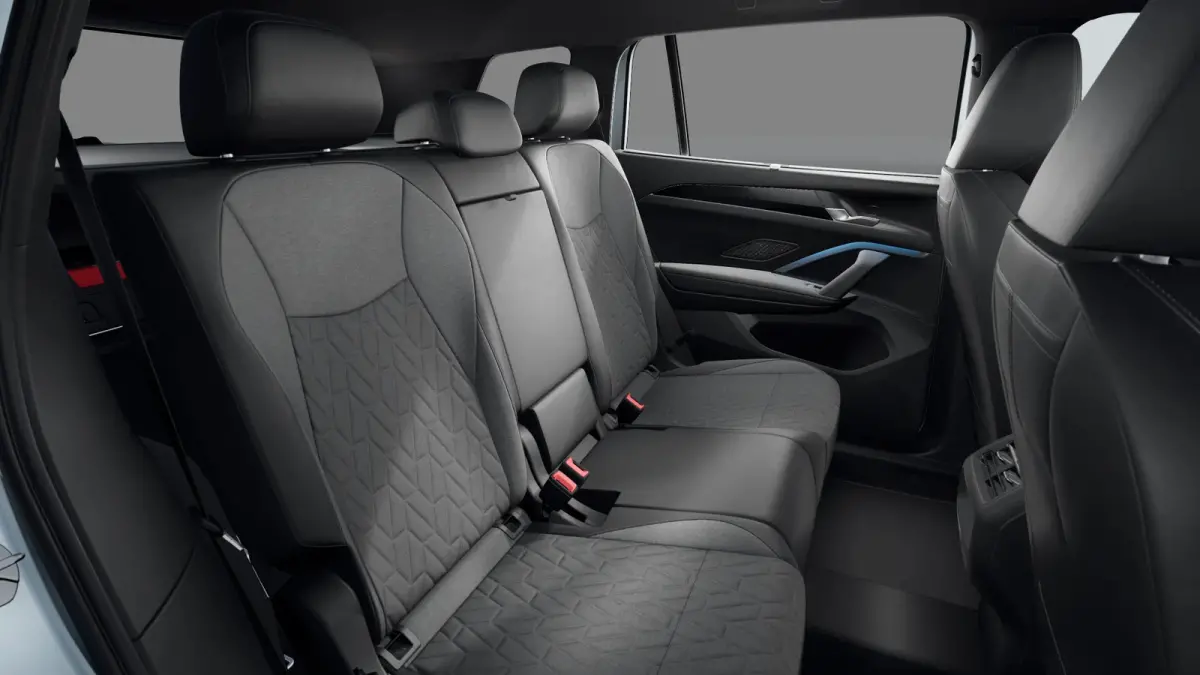 Life Edition | 'App-Connect' draadloze smartphone integratie | Automatische afstandsregeling (Adaptive Cruise Control) | Buitenspiegels elektrisch instel-, verwarm- en inklapbaar
