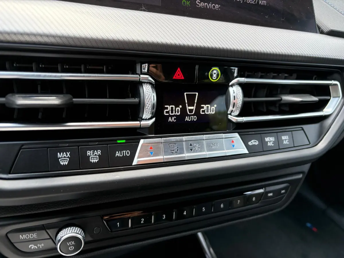 118i 140PK Automaat Executive Edition M-Sport Sportstoelen/Parkeerhulp/Navigatie/Cruise-control